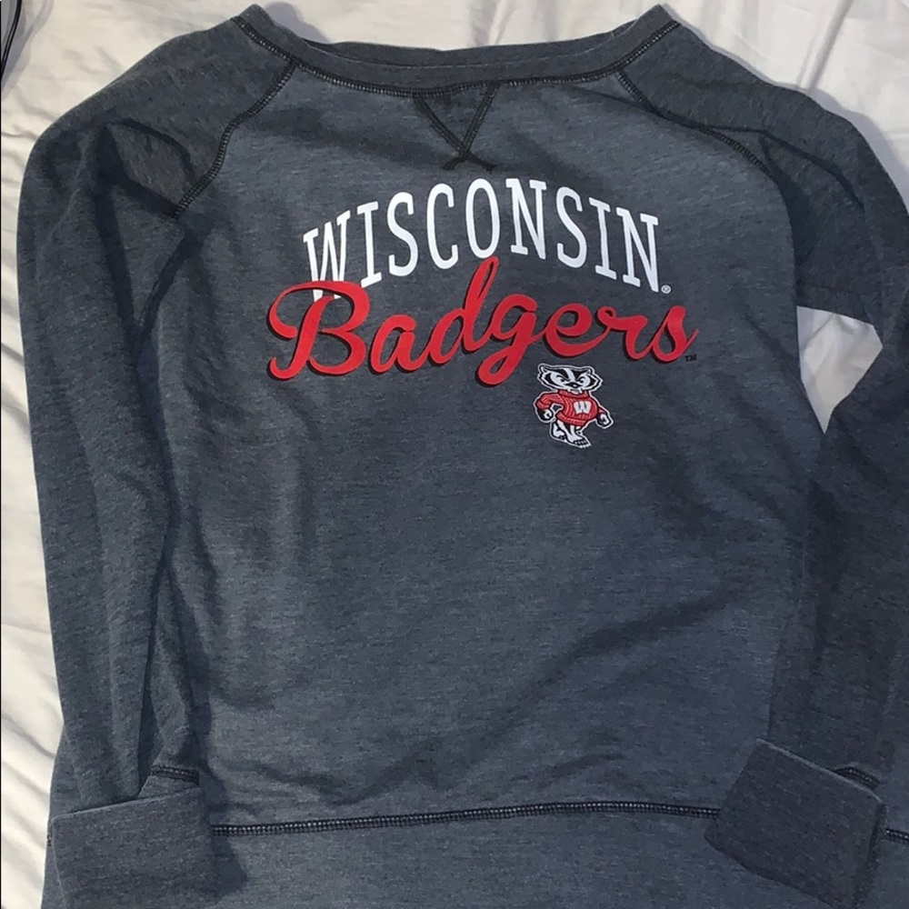 Dark grey Wisconsin Badgers Pullover